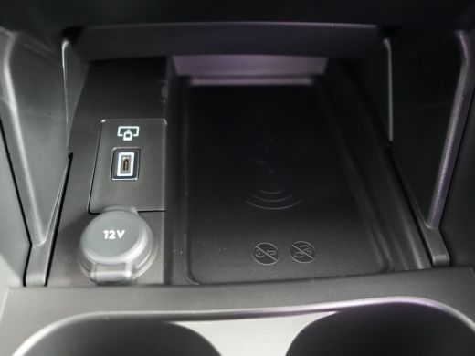 DS N&deg;4 &Eacute;toile | 10" capacitive touchscreen (personaliseerbaar) | 6 voudig elektrisch verstelbare passagi... ActivLease financial lease