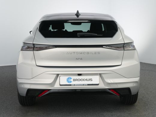 DS N&deg;4 &Eacute;toile | 10" capacitive touchscreen (personaliseerbaar) | 6 voudig elektrisch verstelbare passagi... ActivLease financial lease