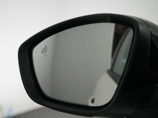 Fiat 600 | Demo Deal | 1.2 Hybrid La Prima | Airco (automatisch) | Cruise control adaptief met Stop&Go en ... ActivLease financial lease