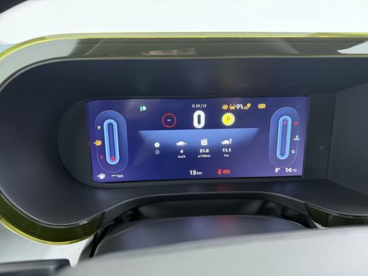 Fiat Grande Panda Icon | 10,25" touchscreen radio met Bluetooth, DAB & USB | Airconditioning handmatig | Cruise Con... ActivLease financial lease