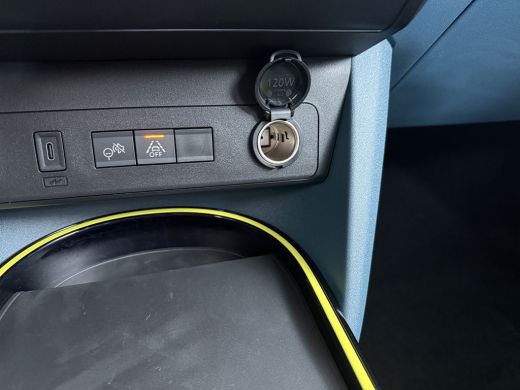 Fiat Grande Panda Icon | 10,25" touchscreen radio met Bluetooth, DAB & USB | Airconditioning handmatig | Cruise Con... ActivLease financial lease