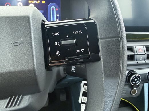 Fiat Grande Panda Icon | 10,25" touchscreen radio met Bluetooth, DAB & USB | Airconditioning handmatig | Cruise Con... ActivLease financial lease