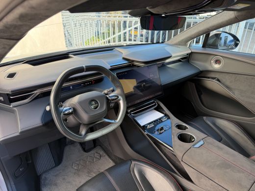 Lotus Eletre EDS 450 4WD 112 kWh Carbon-Glazen dak-22"-Trekhaak ActivLease financial lease