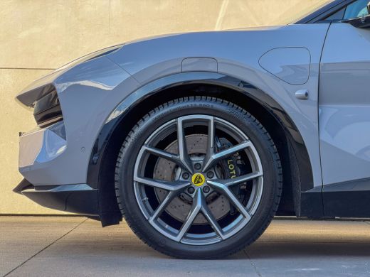 Lotus Eletre EDS 450 4WD 112 kWh Carbon-Glazen dak-22"-Trekhaak ActivLease financial lease