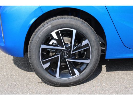 Opel Corsa YES | LED koplampen met LED dagrijverlichting | Licht- en regensensor | Parkeersensoren achter ActivLease financial lease