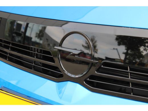 Opel Corsa YES | LED koplampen met LED dagrijverlichting | Licht- en regensensor | Parkeersensoren achter ActivLease financial lease