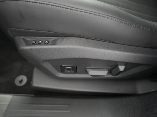 DS N&deg;8 Pallas | Proximity Keyless Entry ActivLease financial lease