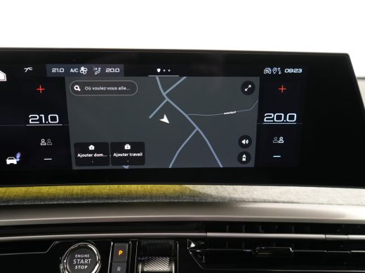 Peugeot e-3008 Launch Edition | Advanced Active Safety Brake met camera en radar (Pack Safety Plus) | Climate Co... ActivLease financial lease