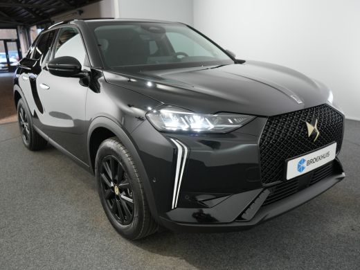 DS DS 3 Performance Line | 17" lichtmetalen velgen DUBLIN | DS Iris Navigatie System | Parkeersensoren ac... ActivLease financial lease