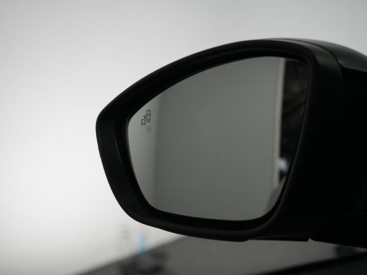 DS DS 3 Performance Line | 17" lichtmetalen velgen DUBLIN | DS Iris Navigatie System | Draadloze Apple Ca... ActivLease financial lease