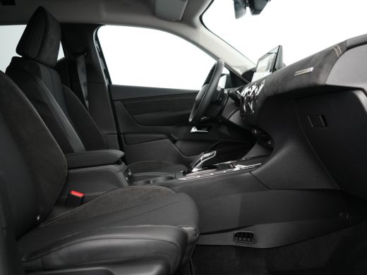 DS DS 3 Performance Line | 17" lichtmetalen velgen DUBLIN | DS Iris Navigatie System | Parkeersensoren ac... ActivLease financial lease