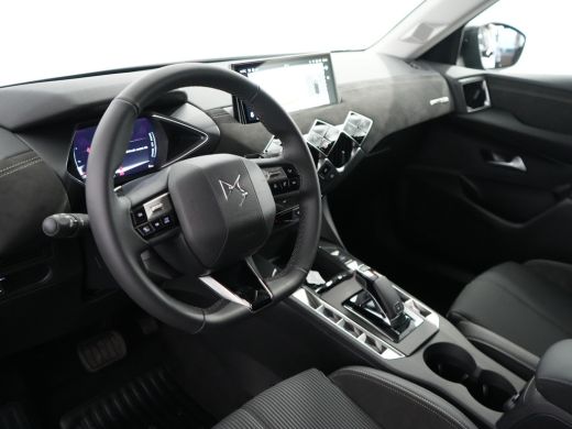 DS DS 3 Performance Line | 17" lichtmetalen velgen DUBLIN | DS Iris Navigatie System | Parkeersensoren ac... ActivLease financial lease