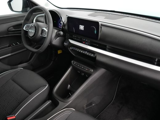 Fiat 600 Urban | 10,25" touchscreen radio met Bluetooth, DAB & USB | Automatische airconditioning | Cruise... ActivLease financial lease