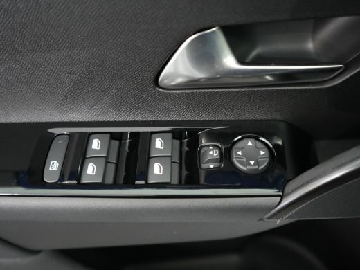 Lancia Ypsilon HF Automaat ActivLease financial lease