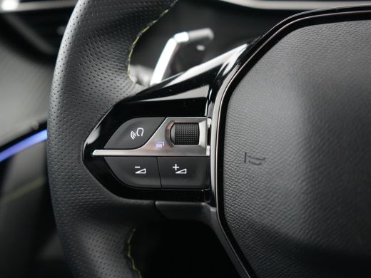 Peugeot 208 Hybrid 100 e-DCS6 GT | Achteruitrijcamera | Apple Carplay/Android Auto|telefoonintegratie premium... ActivLease financial lease