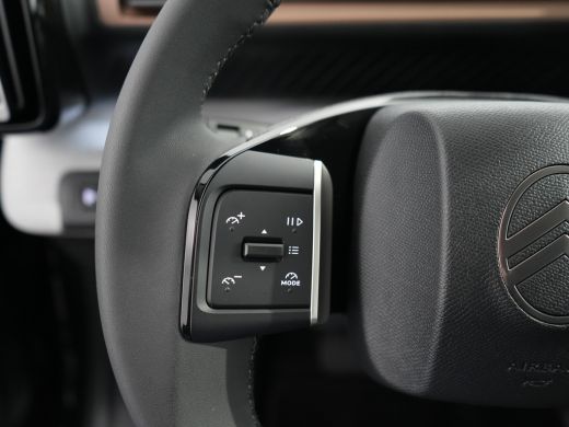 Citroën &euml;-C3 Aircross You + Pack Plus | Achteruitrijcamera | Dagrijverlichting | Koplampen met ECO LED verlichting ActivLease financial lease