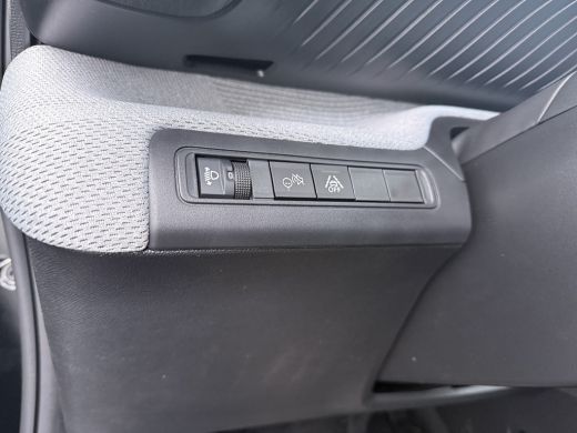 Citroën &euml;-C3 Max 113pk Comfort Range 44 kWh | Achteruitrijcamera | Afwijkende dakkleur | Apple Carplay/Android... ActivLease financial lease