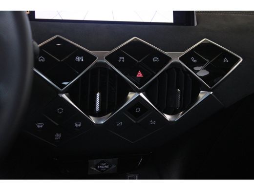 DS DS 3 1.2 PureTech Performance Line | Achteruitrijcamera | Achteruitrijcamera | Achteruitrijcamera ActivLease financial lease