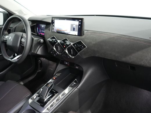 DS DS 3 1.2 PureTech Performance Line Automaat | Achteruitrijcamera | Airco (automatisch) | Apple Carplay... ActivLease financial lease
