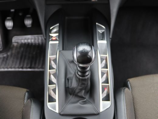 DS DS 3 Crossback 1.2 PureTech Business | Achterbank in delen neerklapbaar | Afwijkende dakkleur | Bestuu... ActivLease financial lease
