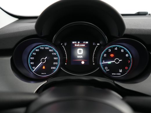 Fiat 500X 1.5 Hybrid Sport | Achterbank in delen neerklapbaar | Achteruitrijcamera | Airco (automatisch) ActivLease financial lease