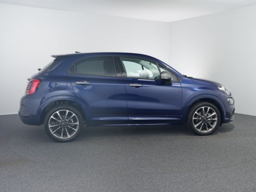Fiat 500X 1.5 Hybrid Sport | Achterbank in delen neerklapbaar | Achteruitrijcamera | Airco (automatisch) ActivLease financial lease