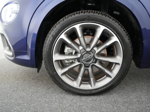 Fiat 500X 1.5 Hybrid Sport | Achterbank in delen neerklapbaar | Achteruitrijcamera | Airco (automatisch) ActivLease financial lease