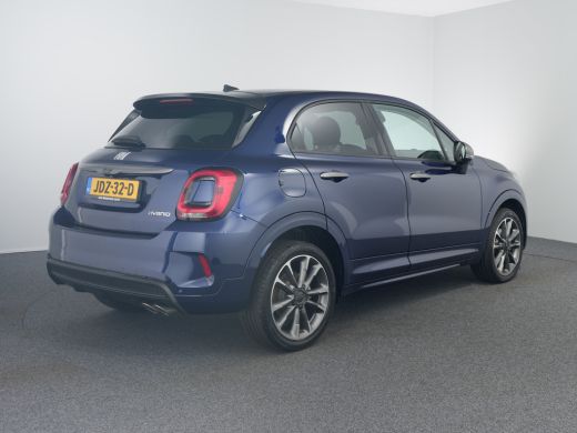 Fiat 500X 1.5 Hybrid Sport | Achterbank in delen neerklapbaar | Achteruitrijcamera | Airco (automatisch) ActivLease financial lease
