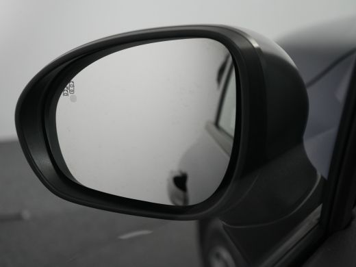 Fiat 500X 1.5 Hybrid Sport | Achterbank in delen neerklapbaar | Achteruitrijcamera | Airco (automatisch) ActivLease financial lease