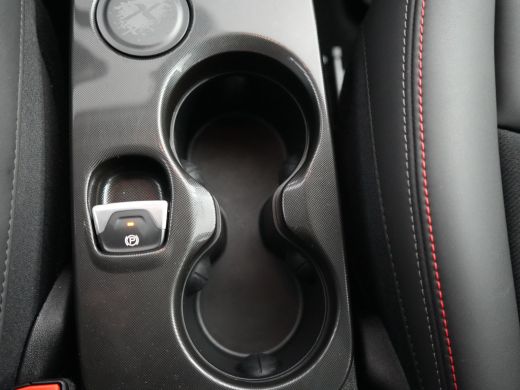 Fiat 500X 1.5 Hybrid Sport | Achterbank in delen neerklapbaar | Achteruitrijcamera | Airco (automatisch) ActivLease financial lease