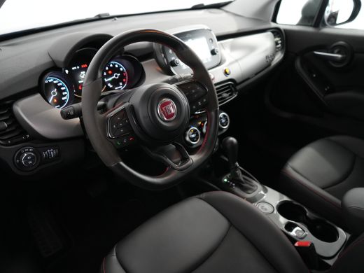 Fiat 500X 1.5 Hybrid Sport | Achterbank in delen neerklapbaar | Achteruitrijcamera | Airco (automatisch) ActivLease financial lease