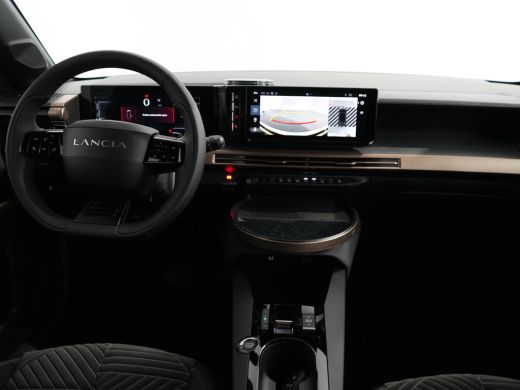 Lancia Ypsilon LX | 10.25" Infotainment met touchscreen | Draadloze Apple Carplay en Android Auto | S.A.L.A. Hub ActivLease financial lease