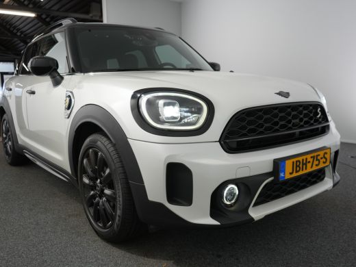 Mini Countryman 2.0 Cooper S E ALL4 Chili | Achterbank in delen neerklapbaar | Achteruitrijcamera | Afwijkende da... ActivLease financial lease