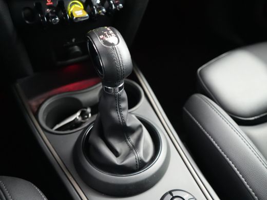 Mini Countryman 2.0 Cooper S E ALL4 Chili | Achterbank in delen neerklapbaar | Achteruitrijcamera | Afwijkende da... ActivLease financial lease