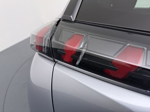 Peugeot 2008 1.2 130PK Allure Pack | Achteruitrijcamera | Airco (automatisch) | Apple Carplay/Android Auto ActivLease financial lease