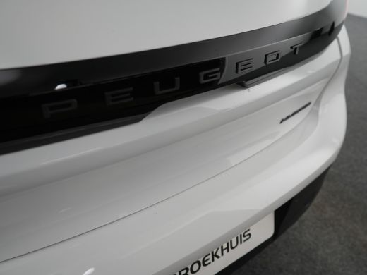 Peugeot 208 Style | Dashboard en deurpanelen in kunststof met carboneffect | Ecoled koplampen | Elektrisch ve... ActivLease financial lease