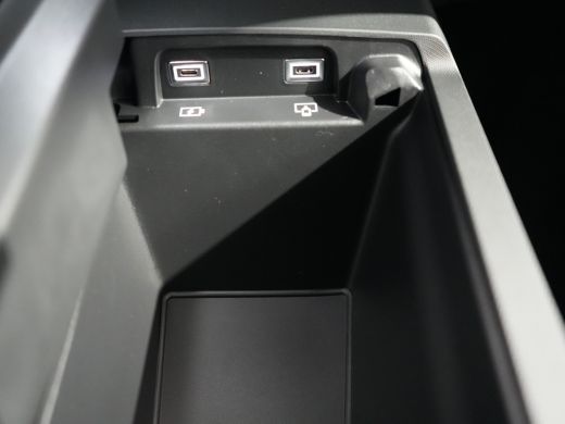 Peugeot 3008 | Demo Deal | 1.2 Hybrid 145 GT Exclusive | Apple Carplay/Android Auto|telefoonintegratie premium... ActivLease financial lease