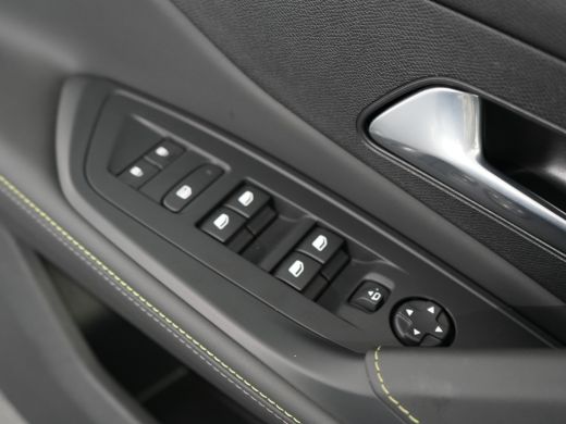 Peugeot 308 1.6 Plug-in Hybrid 225 GT | Achteruitrijcamera | Apple Carplay/Android Auto|telefoonintegratie pr... ActivLease financial lease