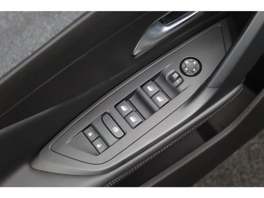 Peugeot 308 SW 1.2 PureTech Allure | Achterbank in delen neerklapbaar | Achteruitrijcamera | Apple Carplay/An... ActivLease financial lease