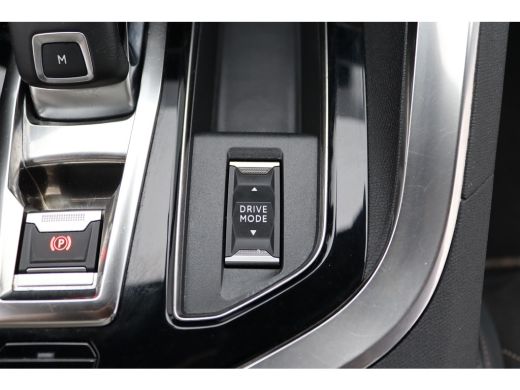 Peugeot 5008 1.6 PureTech GT Pack Business Automaat | 2 stoelen op derde rij | Airco (automatisch) | Apple Car... ActivLease financial lease