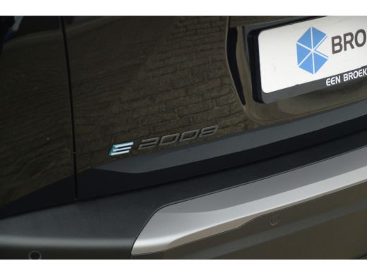 Peugeot e-2008 Allure Advantage | Advanced Active Safety Brake met camera en radar | Climate Control | Dashboard... ActivLease financial lease