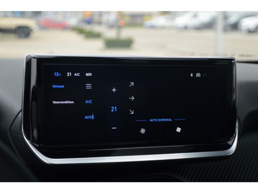 Peugeot e-2008 Allure Advantage | Advanced Active Safety Brake met camera en radar | Climate Control | Dashboard... ActivLease financial lease
