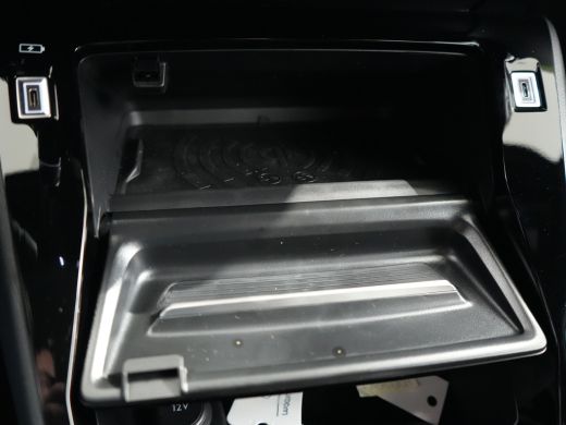 Peugeot e-208 | Demo Deal | EV GT Avantage 51 kWh | Bestuurdersstoel met massage | Camera voor | Electronic cli... ActivLease financial lease