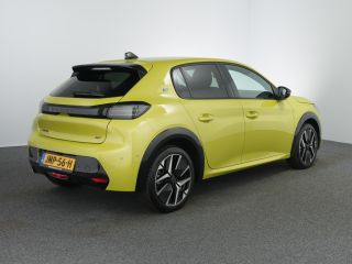 Peugeot e-208 | Demo Deal | EV GT Avantage 51 kWh | Bestuurdersstoel met massage | Camera voor | Electronic cli...