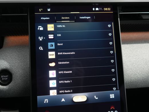 Citroën C5 Aircross Max | 'Extended Ambient Lightning': Uitgebreide sfeerverlichting langs het dashboard, tweeters, v... ActivLease financial lease