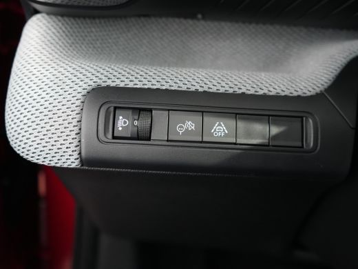 Citroën &euml;-C3 Plus | Boordlader 11kW - 3 fasen | Dagrijverlichting | Koplampen met ECO LED verlichting ActivLease financial lease