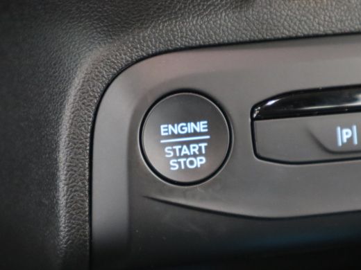 Ford Focus 1.0 EcoBoost Hybrid Titanium | Airco (automatisch) | Apple Carplay/Android Auto|telefoonintegrati... ActivLease financial lease