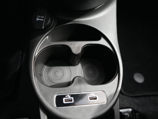 Peugeot 3008 Allure | Advanced Active Safety Brake met camera en radar (Pack Safety Plus) | Climate Control | ... ActivLease financial lease