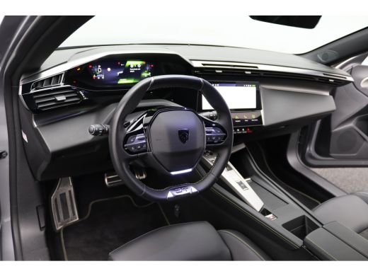 Peugeot 308 SW 1.2 PureTech GT | Achterbank in 3 delen neerklapbaar met skiluik | Achterbank in delen neerkla... ActivLease financial lease