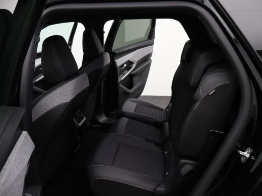 Peugeot 5008 1.2 Hybrid 136 Allure | 2 stoelen op derde rij | Achteruitrijcamera | Apple Carplay/Android Auto|... ActivLease financial lease